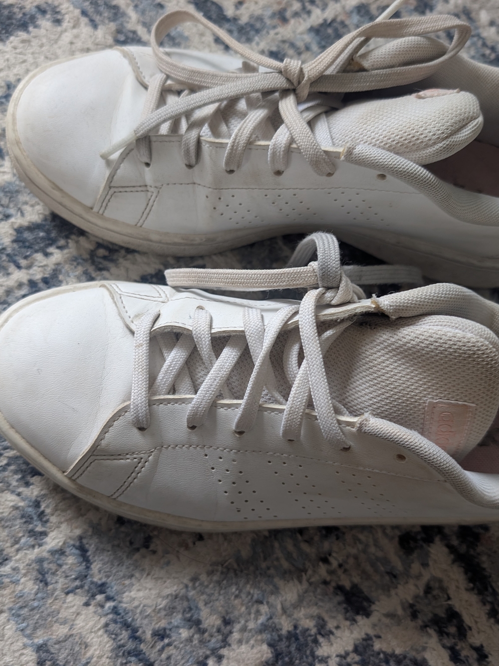 White Low-Top Adidas Sneakers - Picture 3 of 9